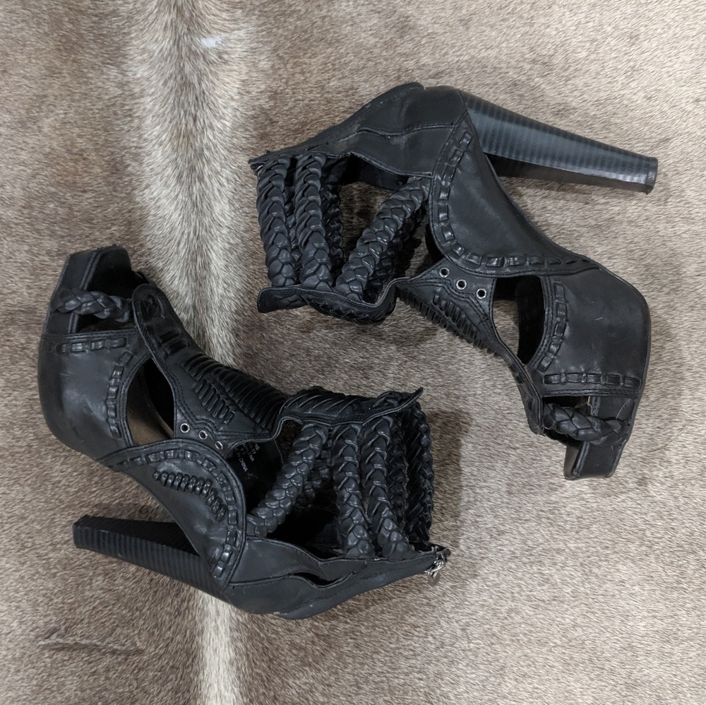 Zigi Soho heels
